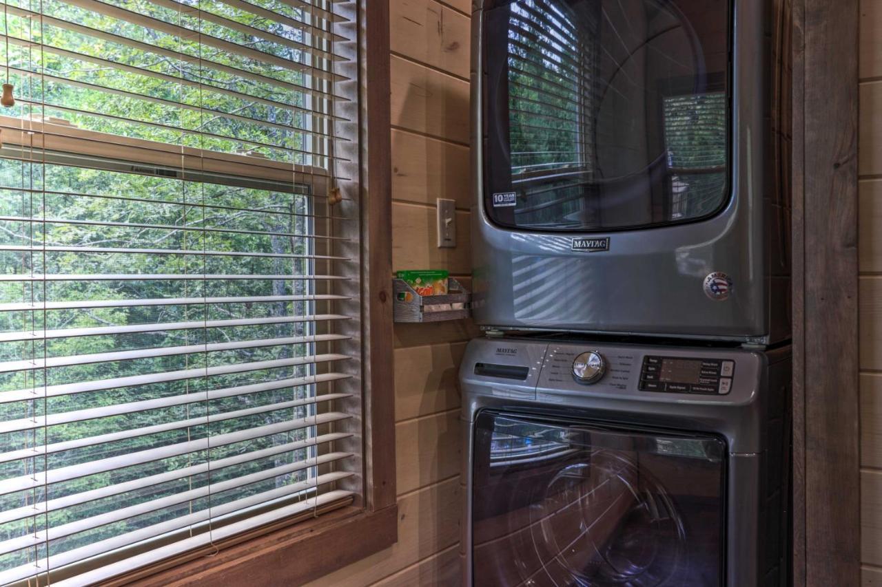 Smoky Cove Retreat With Private Hot Tub And Deck! Villa Сивиървил Екстериор снимка